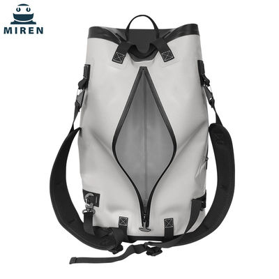 กระเป๋า Duffel กันน้ำสำหรับงานหนัก 840D วัสดุ TPU สำหรับการท่องเที่ยวกลางแจ้ง ODM